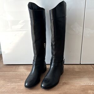 Vince Camuto boots *like new* Ovarlym Leather Knee High Boots